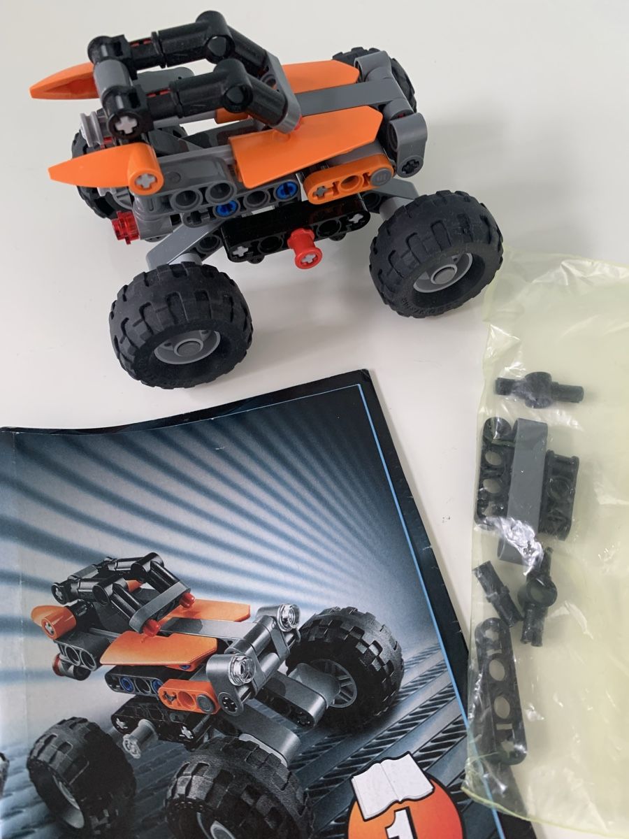 Lego Spielzeuge: Lego Technic Mini Geländewagen – Gebraucht aus Killwangen von Zermatt5 5
