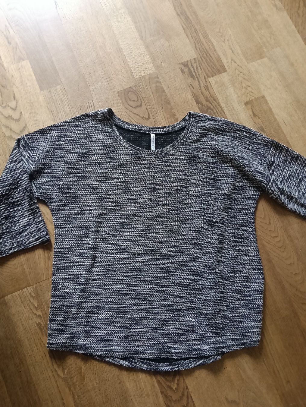 Pullover & Sweatshirts: Pulli "One Love" Gr. L... – Gebraucht aus Uetendorf von Koh0