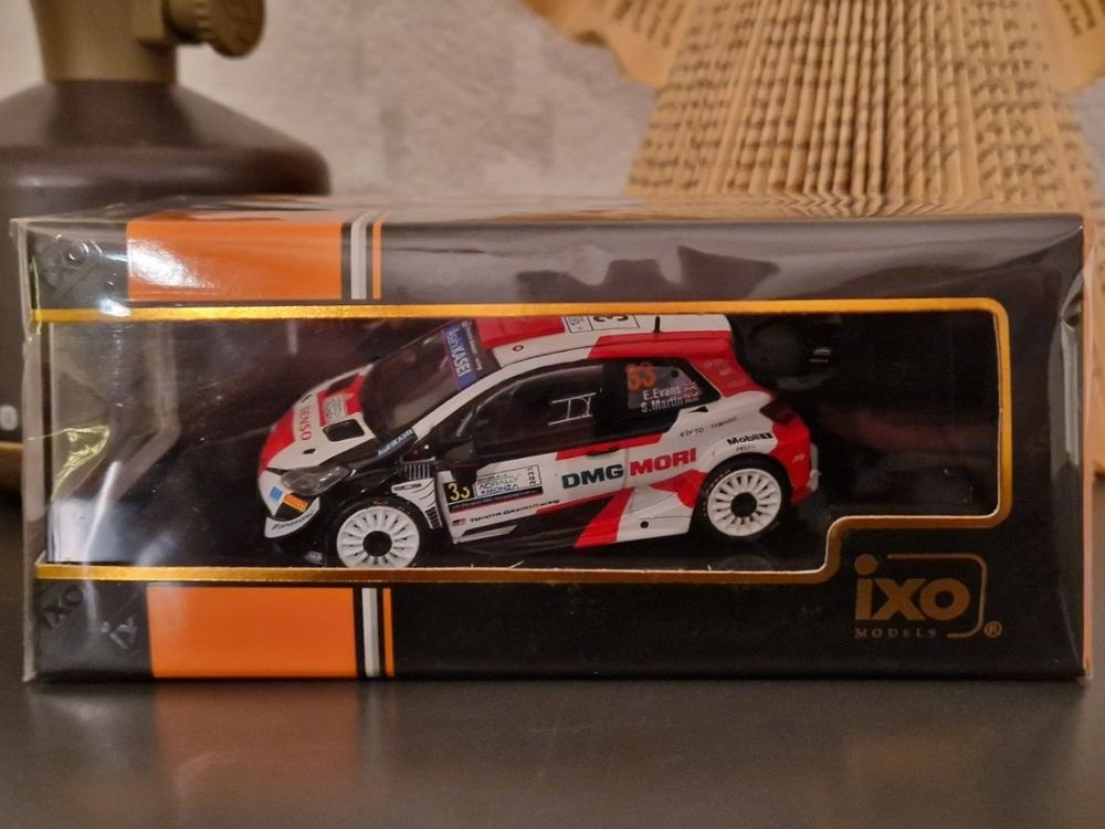 Miniature Toyota Yaris WRC 1/43 Rallye Monza 2021 Elfyn Evans IXO RAM823