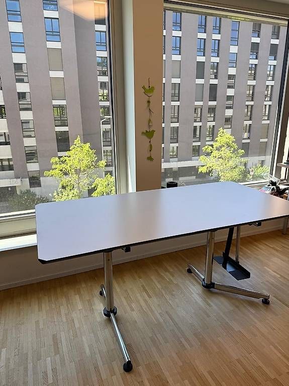 Tische: USM Haller Kitos Tisch – Gebraucht aus Zürich von kathivo 1