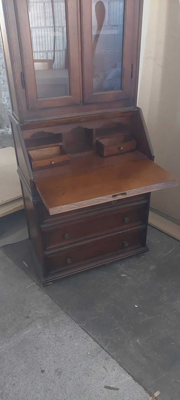 Credenze: Schöne alte Hochschrank – Usato da Watt venduto da han_5r7p 2