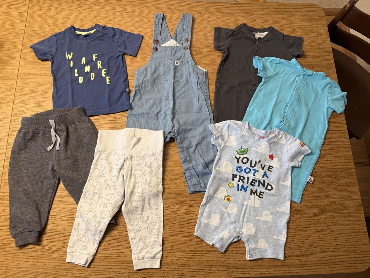Lotti & Set di vestiti: Süesses Babykleider Set Grösse 74 – Usato da Frenkendorf venduto da YNWA23