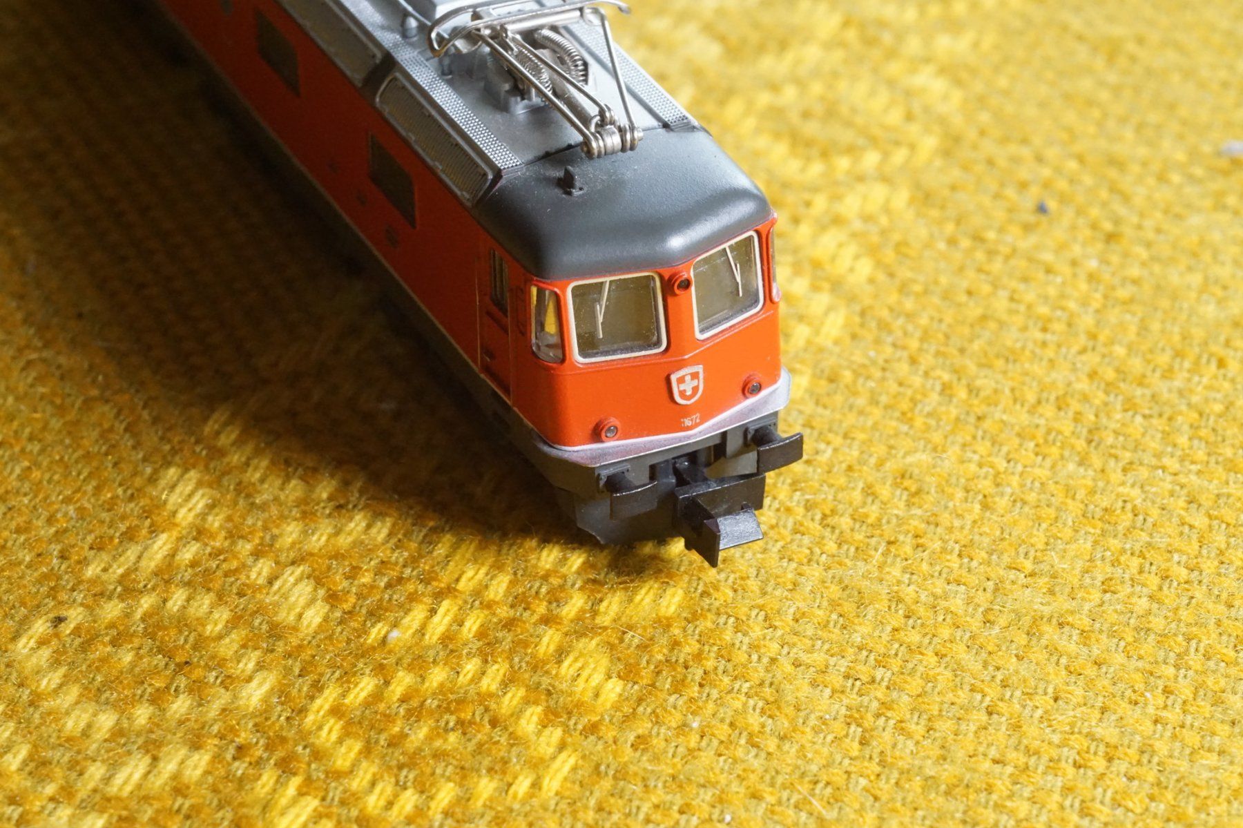Kato Modellini di ferrovie: 8 - KATO Re 6/6 Balerna rot – Usato da Gränichen venduto da iknow 3