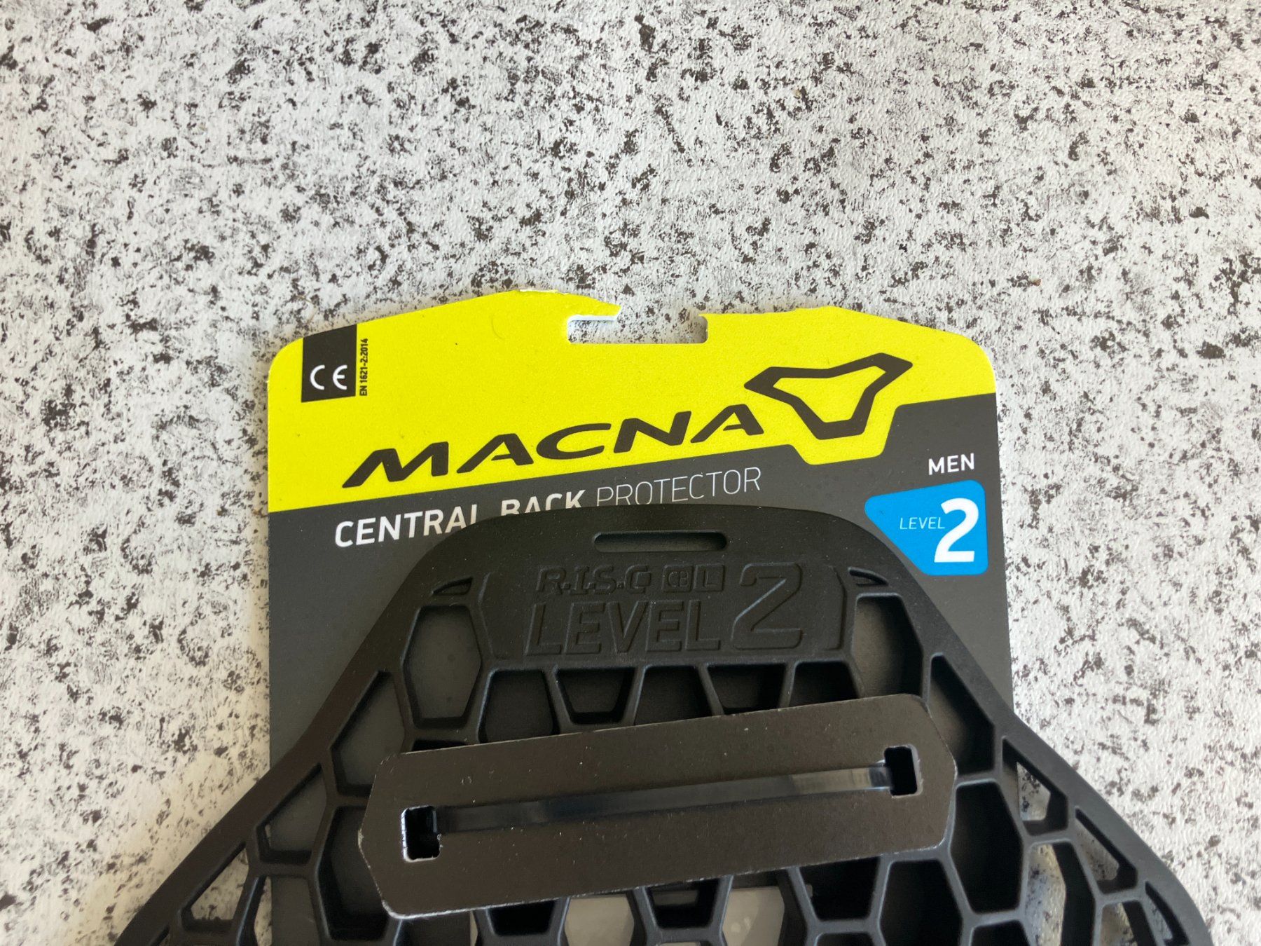 Schutz & Schoner: Men's Motorrad MACNA Rückenprotektor LEVEL 2 NEU Protektor – Neu (gemäss Beschreibung) aus Thun von heart-over-mind 1