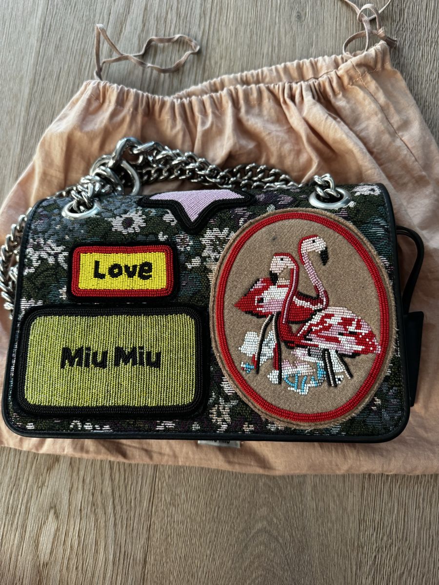 Miu Miu Borse da donna: Miu Miu Umhängetasche – Usato da Killwangen venduto da was.sharp 1