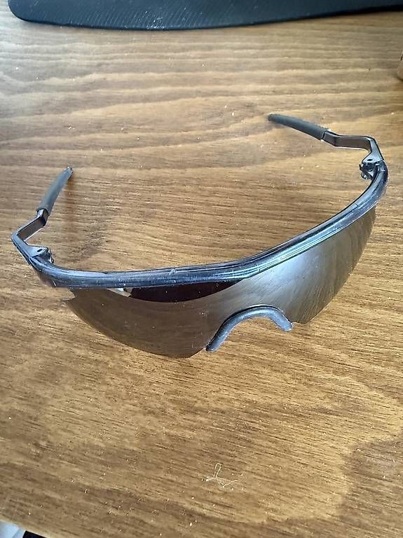 Oakley Occhiali & Lenti: Oakley Sportbrille – Difettoso da muttenz venduto da Ricardania