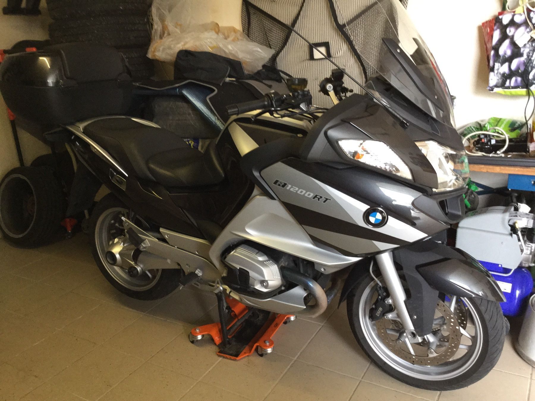BMW Touring: BMW R1200RT Bi-Color 2010 – Usato da Chavannes des bois venduto da JustST2 2