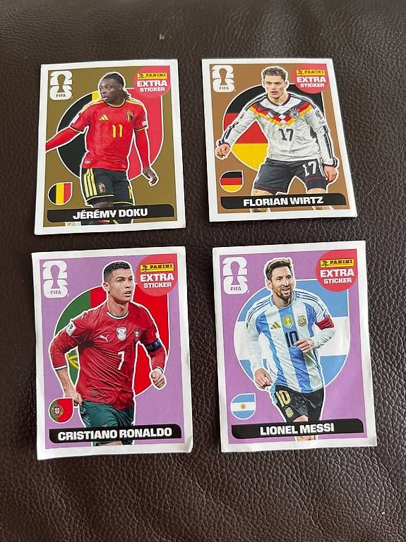 Fifa Sammelbilder & Trading cards: Extra Sticker Panini – Gebraucht aus Zuchwil von Sieber