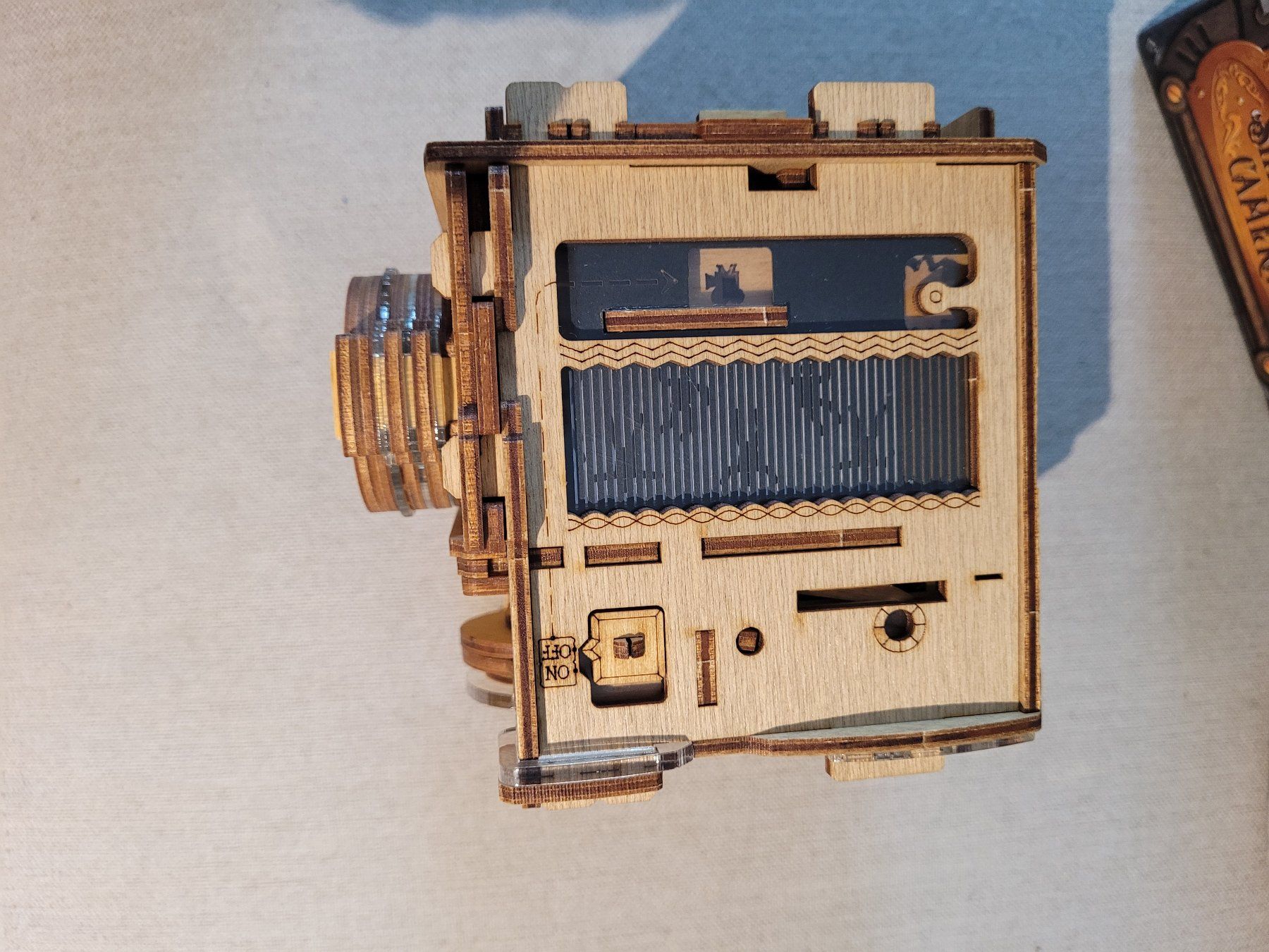 Giochi: CLUEBOX Sherlock's Camera Escape Room in a Box – Usato da Fraubrunnen venduto da steinlaus 5