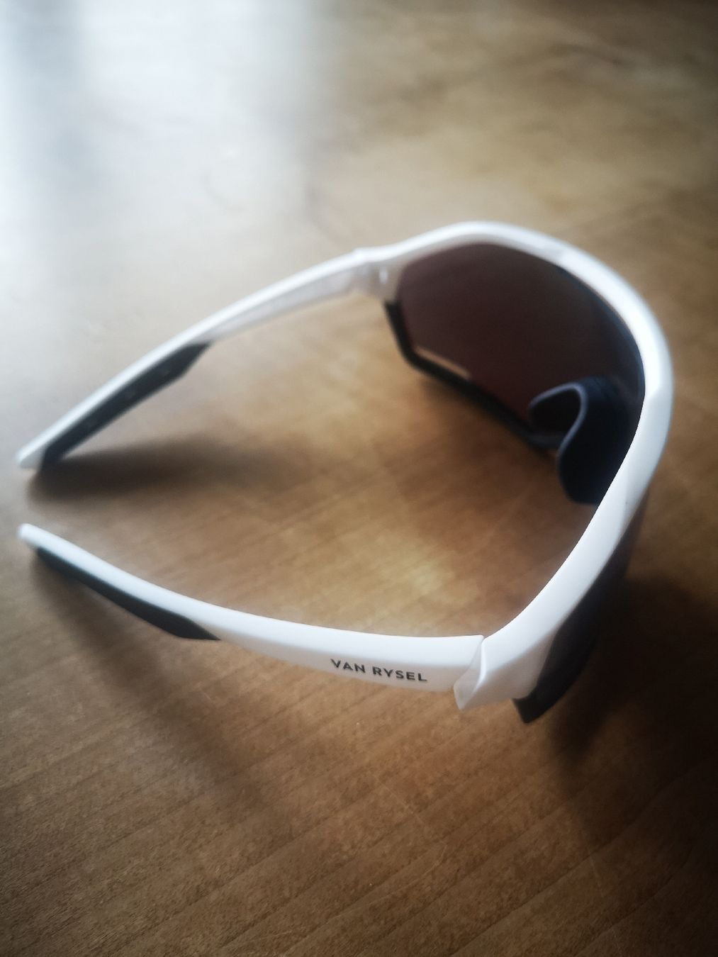 Decathlon Occhiali & Lenti: Sportsonnenbrille – Nuovo e nell'imballaggio originale da Zürich venduto da Laura187 1