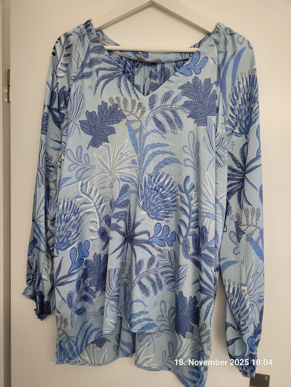 Hemisphere Blusen: Hemisphere Seidenbluse, XL – Gebraucht aus Bünzen von Milly32