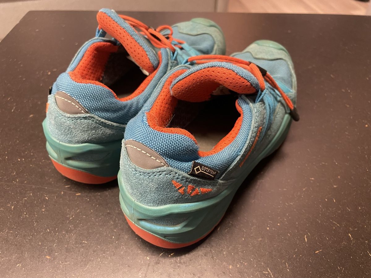 Lowa Scarpe per ragazzi: Trekkingschuh von Lowa, Grösse 34 – Usato da Goldswil venduto da stev01 1