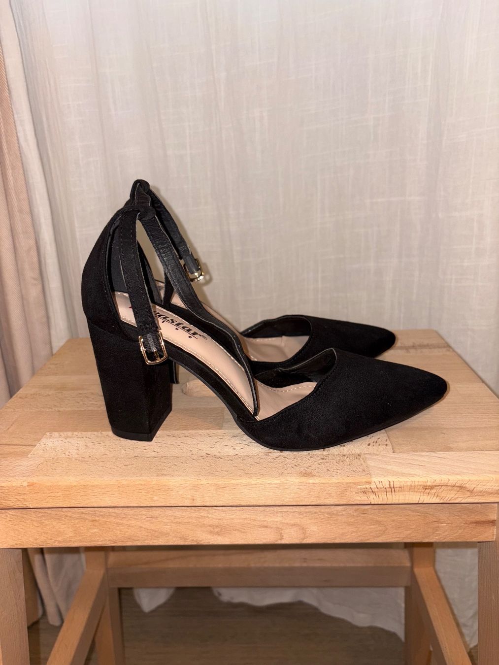 Scarpe da donna: Schwarzi Damenschueh mit 8cm Absatz, Gr. 36 – Nuovo (secondo la descrizione) da Niederglatt ZH venduto da mat_7k7p 3