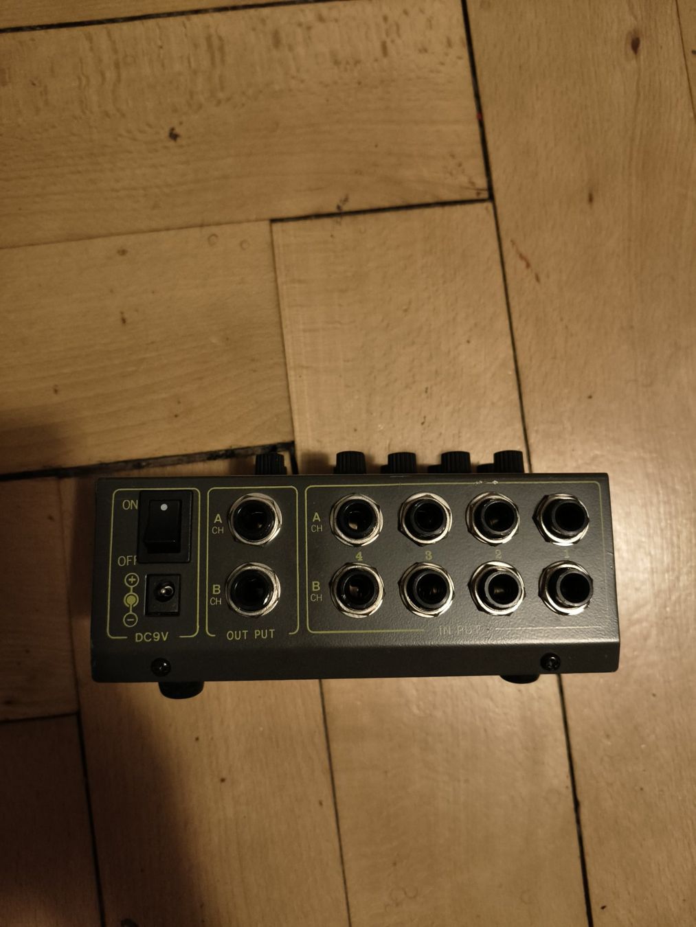 Console di mixaggio: Leem micro mixer wam-490 – Usato da Bern venduto da loi_5jtn 1