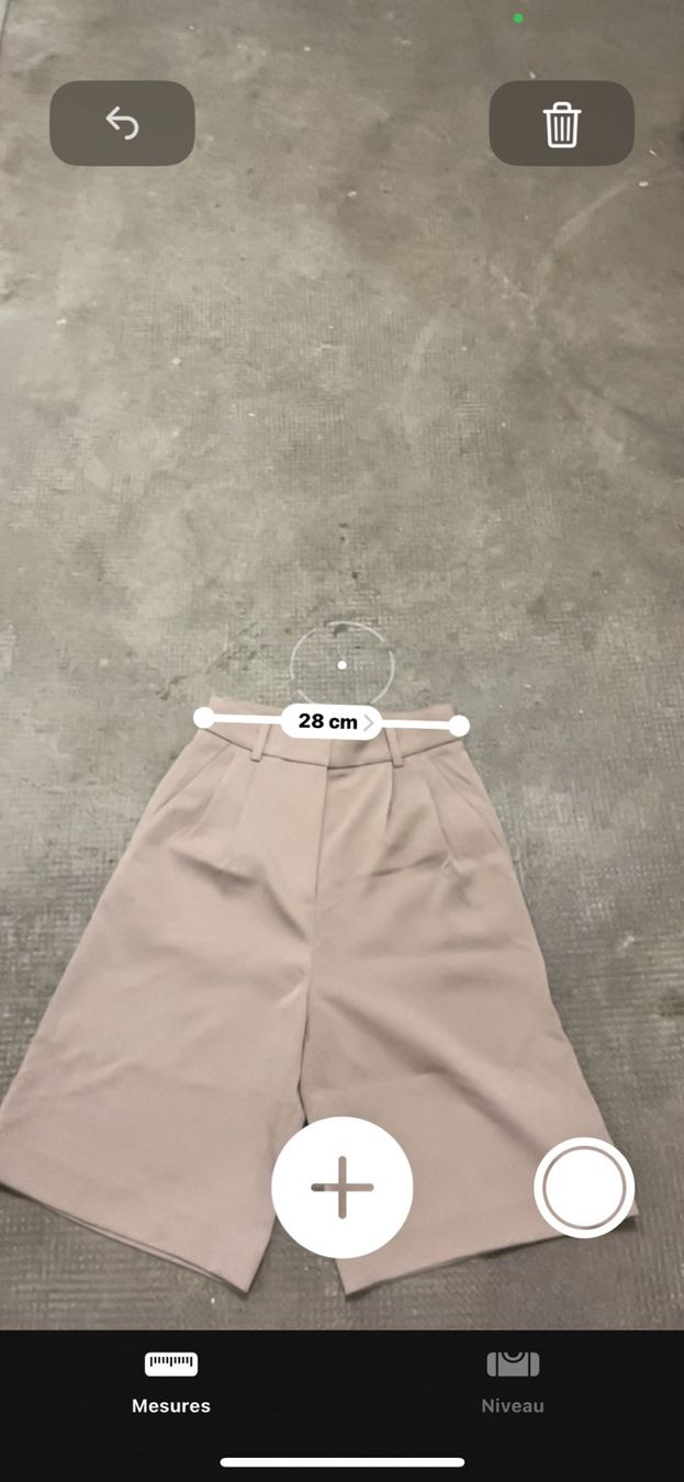 H&M Pantaloni: Short Bermuda femme – Usato da Grand-Lancy venduto da eli_x5k9 3