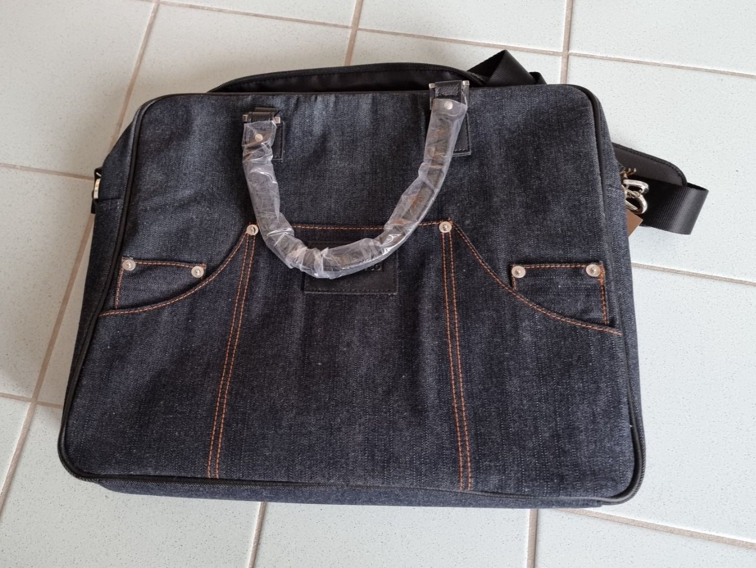 Jeans: Jeans- Handtasche neuwertig – Usato da Zuzgen venduto da ricard11 3