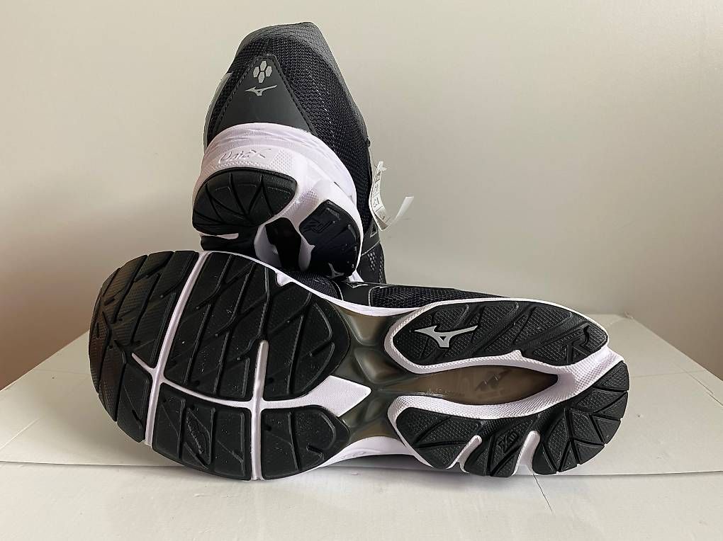 Chaussures hommes: WaVE RIDER 21 Laufschuhe gr 44.5 – Neuf (Voir description) à Zürich par Altruisti 3