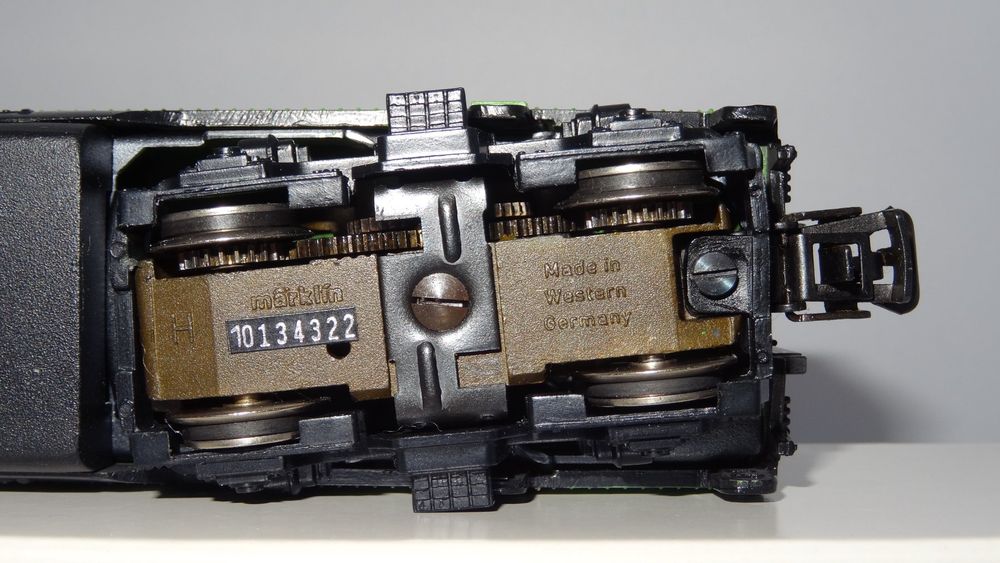 Locomotive Märklin 4181 – Diesel Burlington F7 – H0 – Analogique – Vert – Époque 4