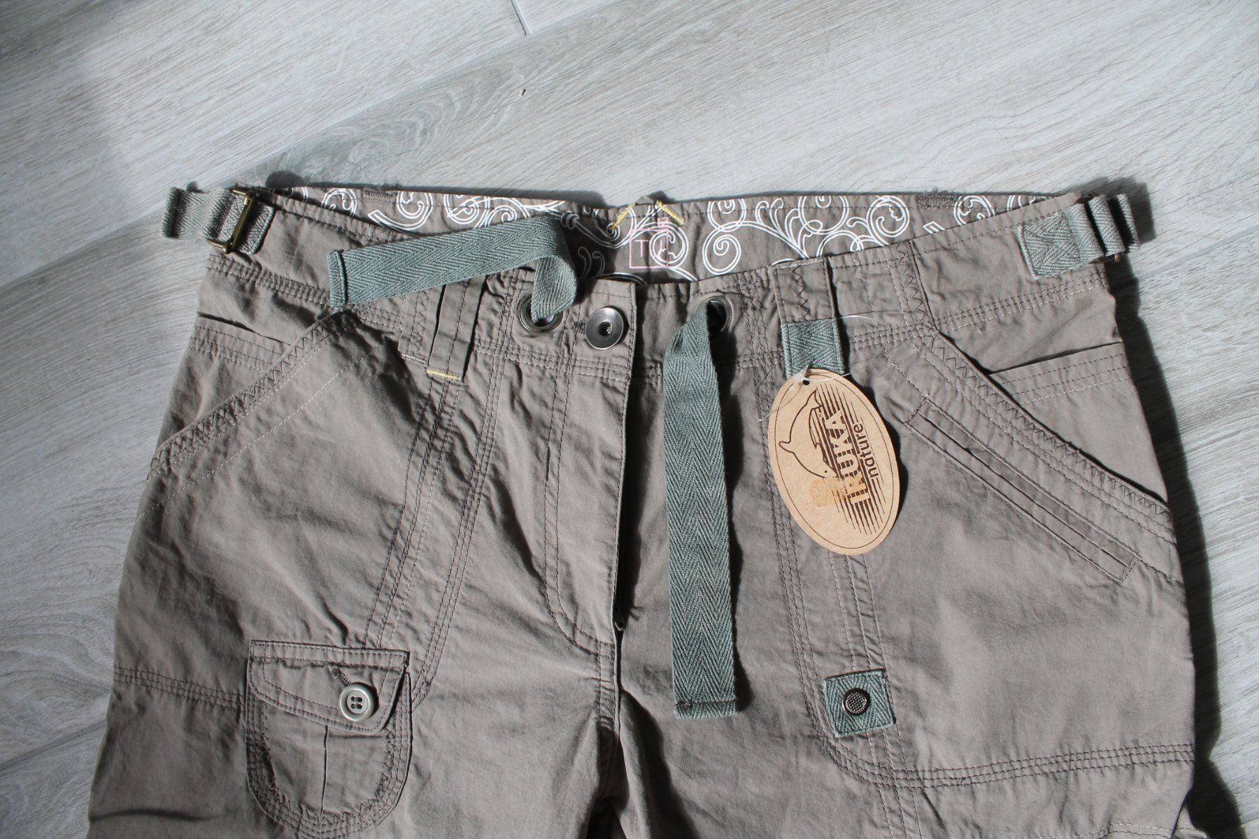 Pantaloni: Pantacourt neuf L – Nuovo e nell'imballaggio originale da Chez-le-Bart venduto da jasse 2
