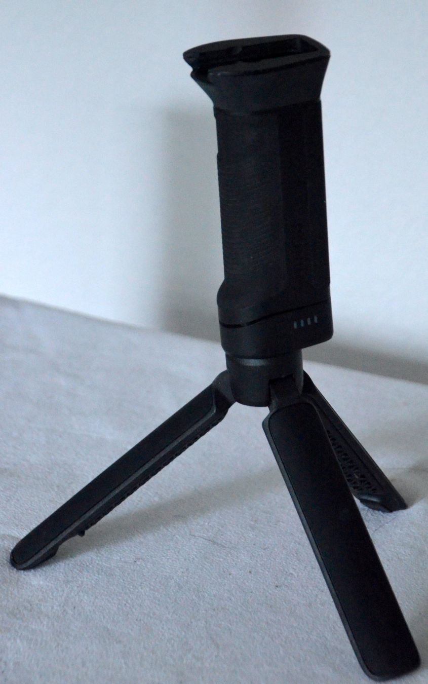 DJI Action Cam: Gimbal DJI Ronin-SC BG18 Grip + tripod – Gebraucht aus Collonges von arashee
