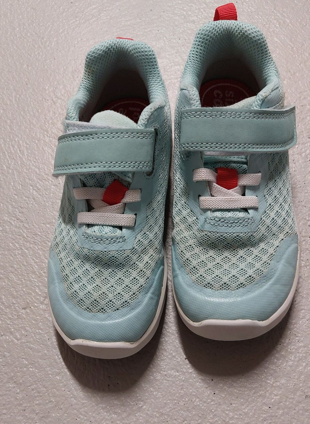 Decathlon Scarpe per ragazzi: Decathlon Sneaker Grösse 27 – Usato da Hefenhofen venduto da mar_pm5k