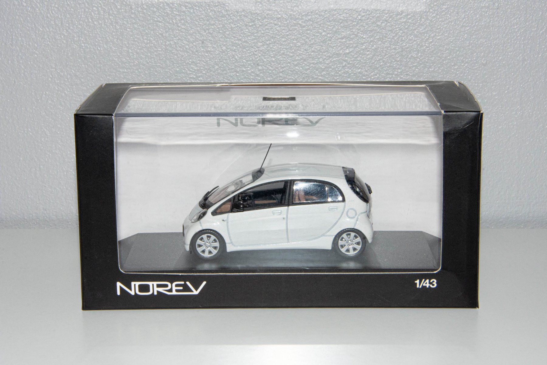Citroën Modellini d'auto: Citroën C-Zero NOREV (1/43) – Nuovo (secondo la descrizione) da Genève venduto da auto_miniatures 2