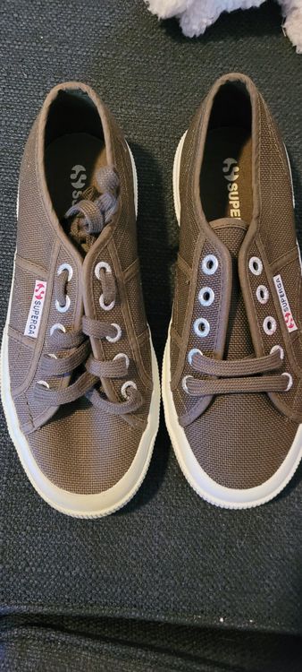 Superga taille outlet