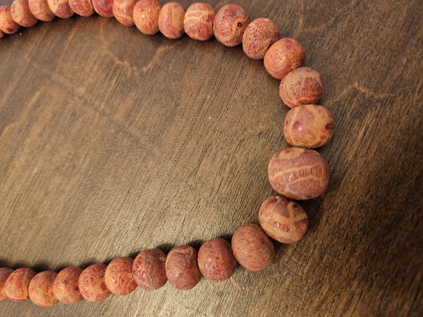 Catenine: Korallenkette 43cm lang – Usato da Mühlethurnen venduto da Zauberfee3 1