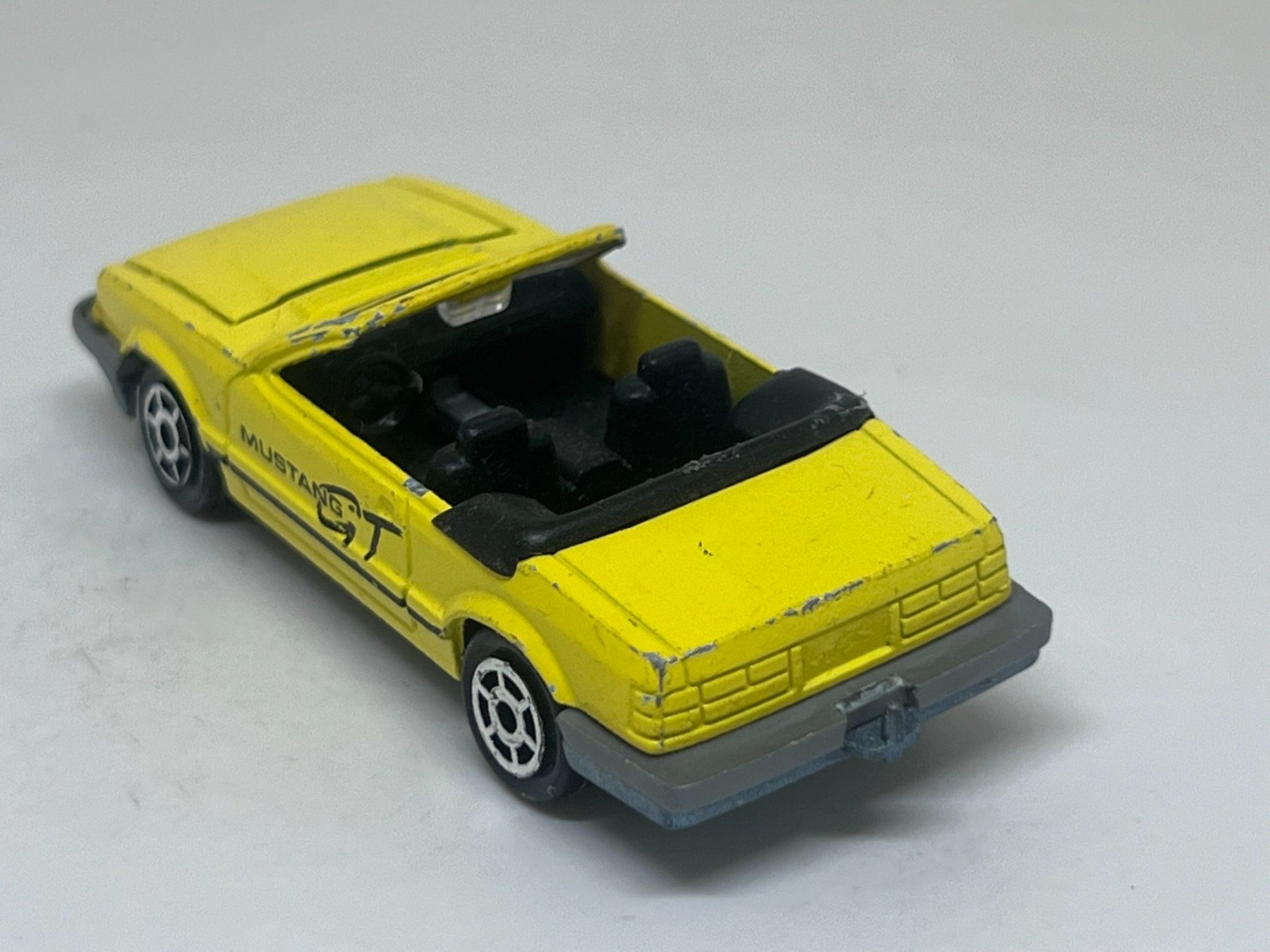 Majorette Modellini d'auto: Majorette Mustang Convertible #677 – Usato da Wildegg venduto da LaaBoutique 2