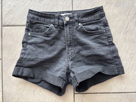 Shorts, schwarz, Gr. 34