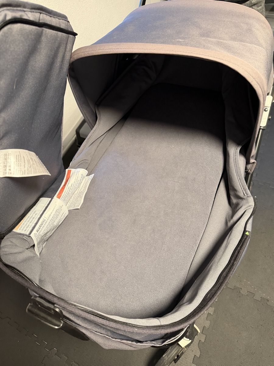 Bugaboo Carrozzine: Used Bugaboo Fox Stroller - Sehr guter Zustand  – Usato da Steinmaur venduto da VladRico 3
