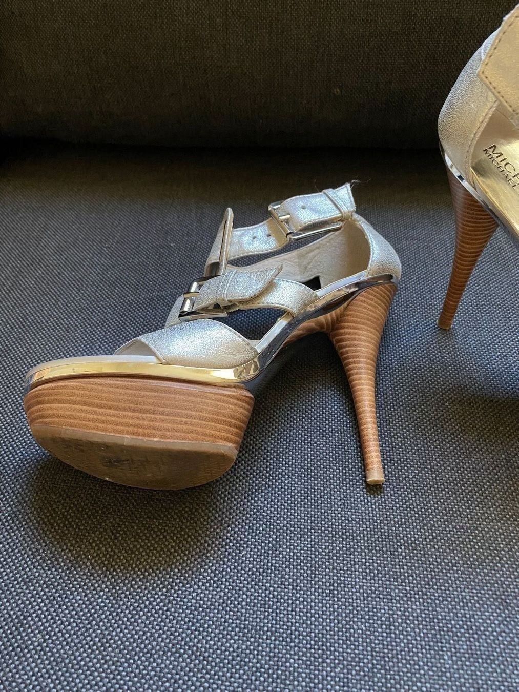 Scarpe da donna: Michael Kors High heels  LP 289.- – Usato da Buchs ZH venduto da KittyInStyle 3