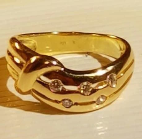 Anelli: Schöner Goldring 750 + 5 Brillanten – Usato da Unterägeri venduto da Altgoldschmuck 2