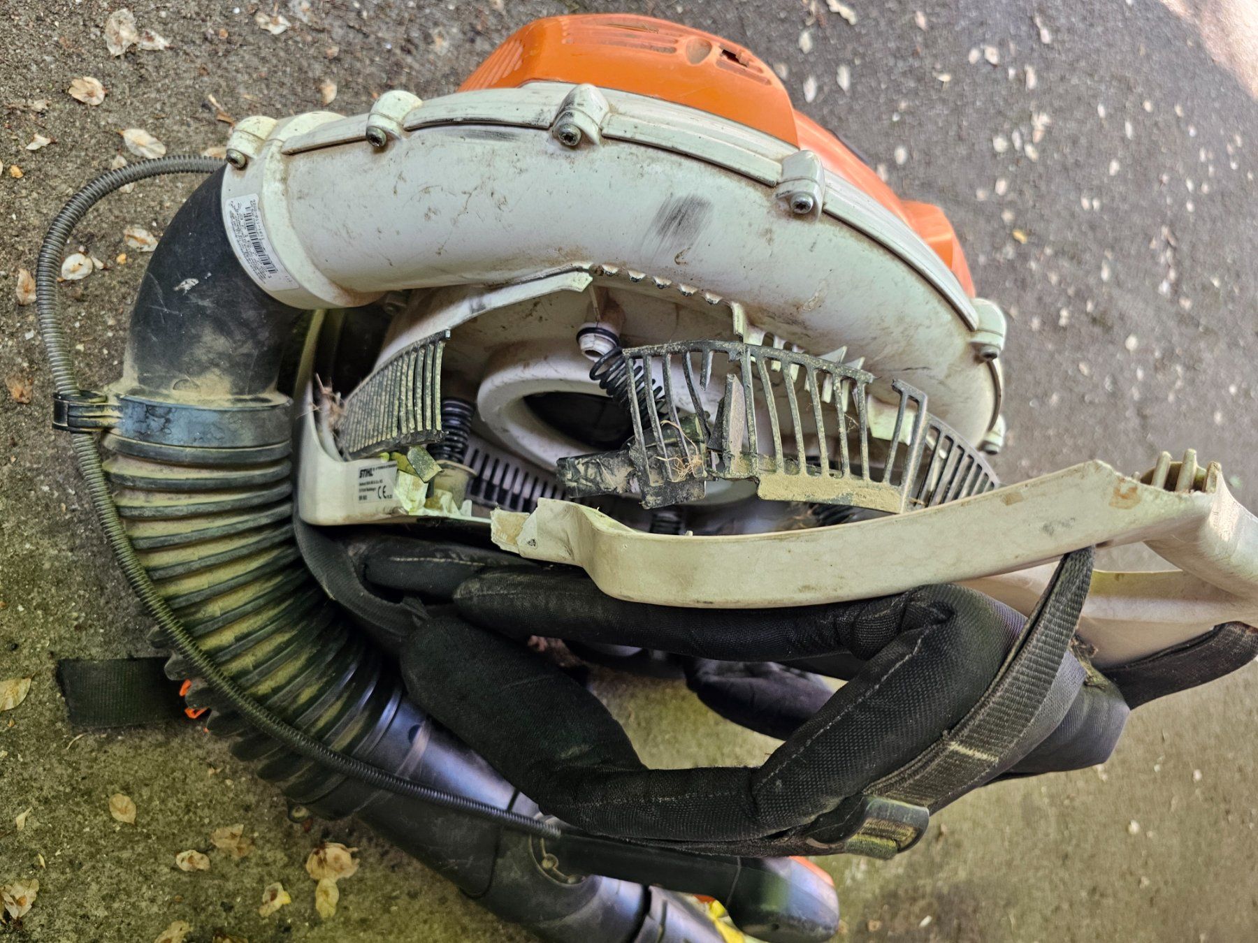 Stihl Soffiatori & Aspiratori per foglie: Laubbläser Stihl-defekt – Usato da Oberburg venduto da herkules69 3