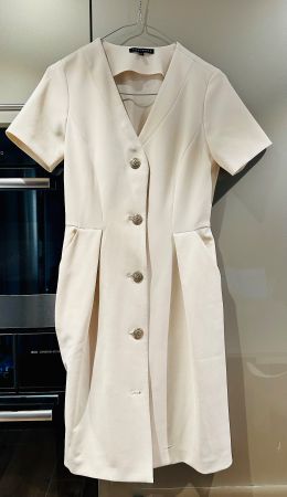 Tara Jarmon - Etuikleid in Hellbeige (1x getragen)