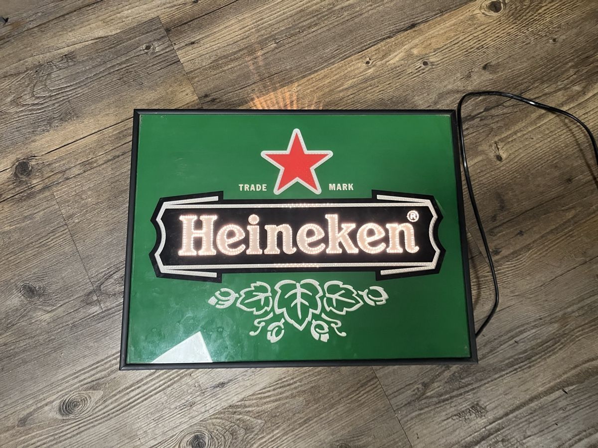 Heineken Schilder: Heineken vintage Leuchte Schild – Gebraucht aus Wil ZH von Sunshine_411 2
