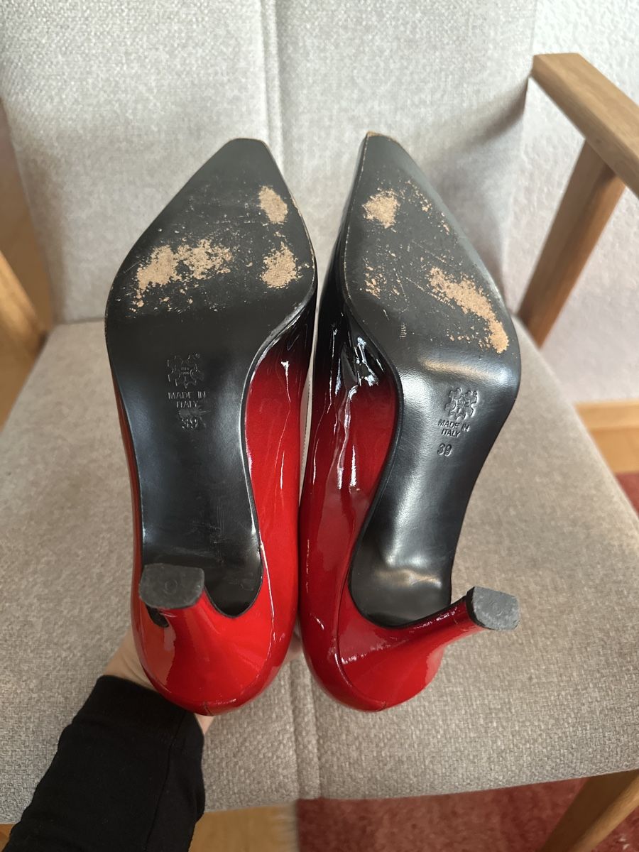 Scarpe da donna: Pümps Eveline Gr.39 schwarz rot – Usato da Dorf venduto da marfikgnidka 5