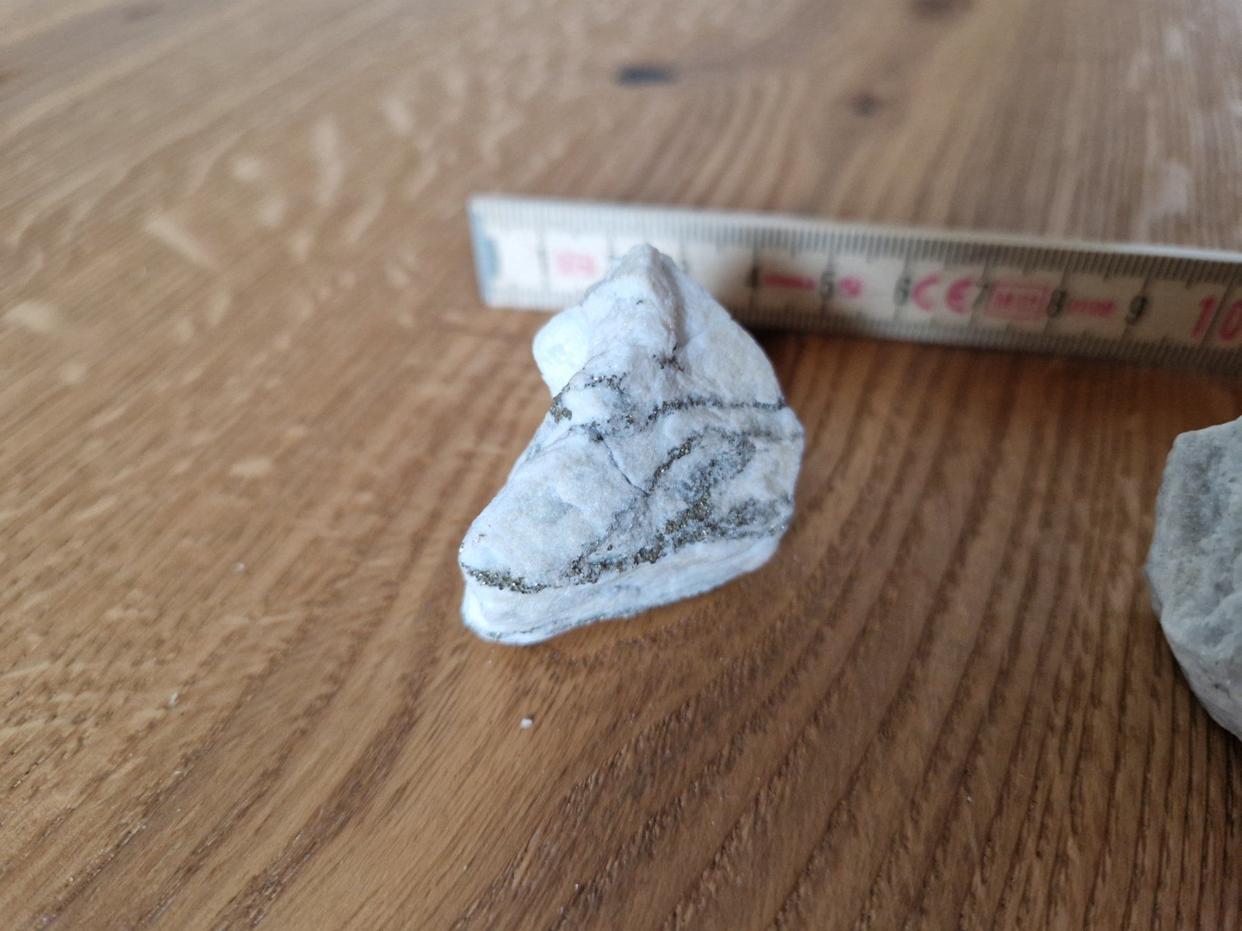 Minerali & Pietre curative: Lot de 3 pyrites du Binntal – Usato da Vuadens venduto da adrien8 1