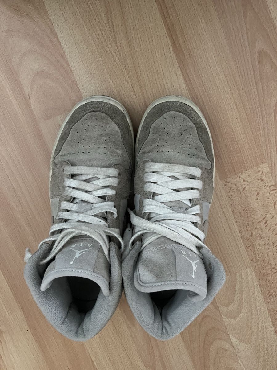 Jordan Scarpe da uomo: Air Jordan 1 Mid – Usato da Flawil venduto da bridge28 1