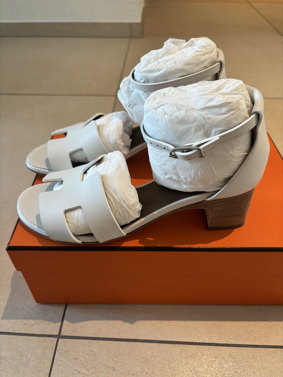 Hermès Damenschuhe: Hermes Sandalen Encens 50 Gr.37 – Neu und originalverpackt aus Lachen SZ von Alessandraho 3