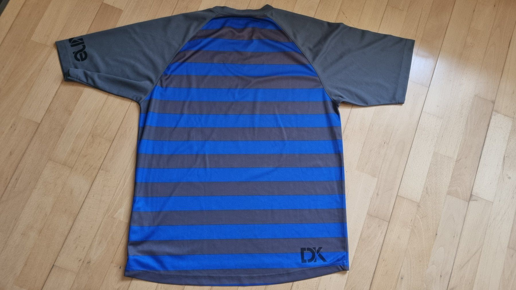 Dakine Leibchen & Hosen: MTB Downhill Jersey von Dakin, Grösse L – Gebraucht aus Wohlen AG von stephanieAG 2