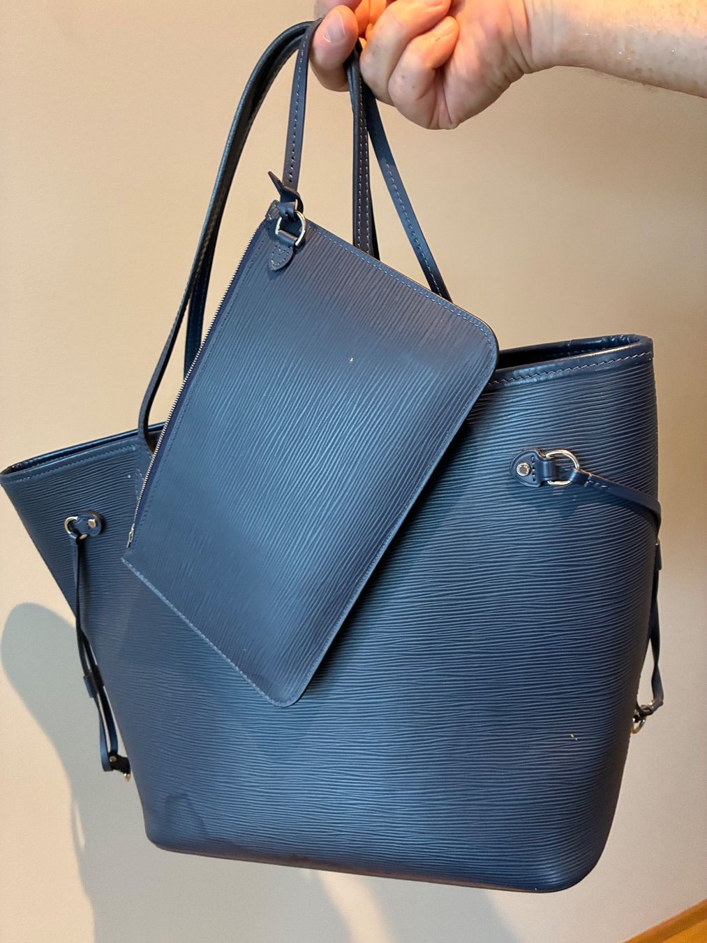 Louis Vuitton Borse da donna: Luis Vuitton Tasche Neverfull MM Dark Blue Epi – Usato da Meilen venduto da Amandes
