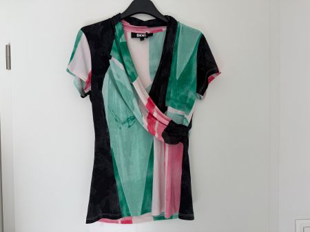 DKNY top Y2k vintage style size S