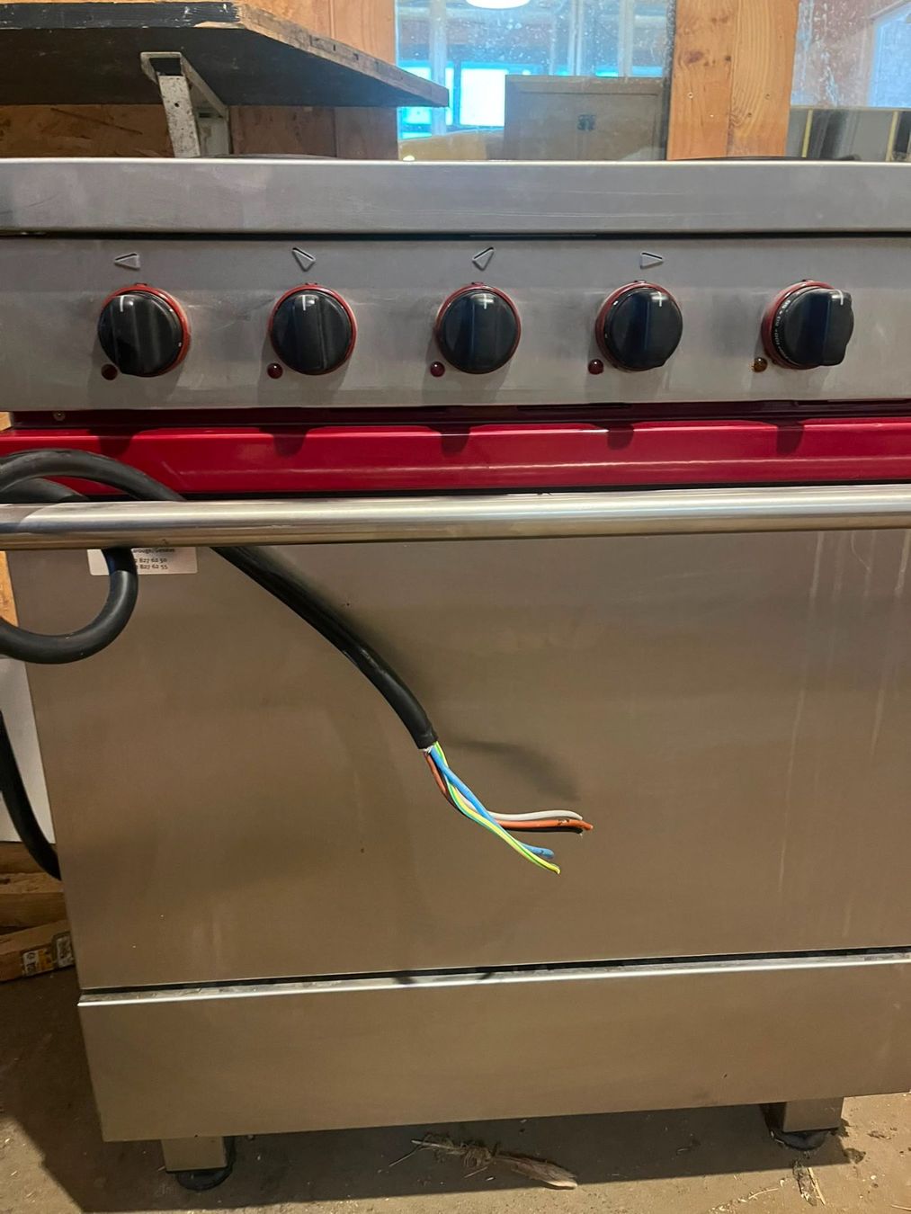Cucine: Fourneau éléctrique Ambassade de Bourgogne CE841E – Usato da Genève venduto da Wallaboris 1