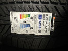 Hankook Winterreifen 285/35 R22 NEU
