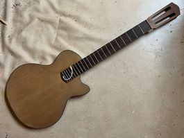 chitarra classica elettrica - elektro-klassische gitane