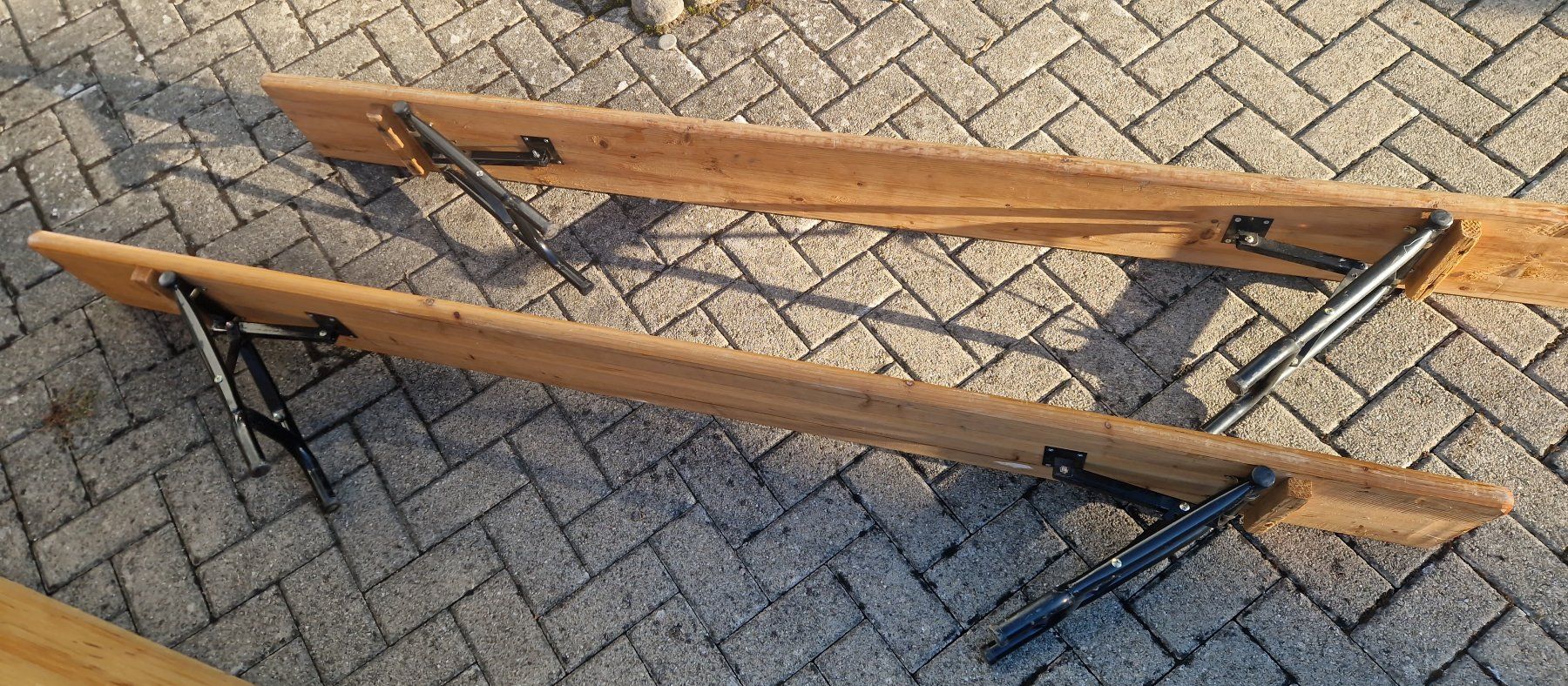 Articoli in legno: Gartenmöbel Holz – Usato da KREUZLINGEN venduto da sma_c5fz 5