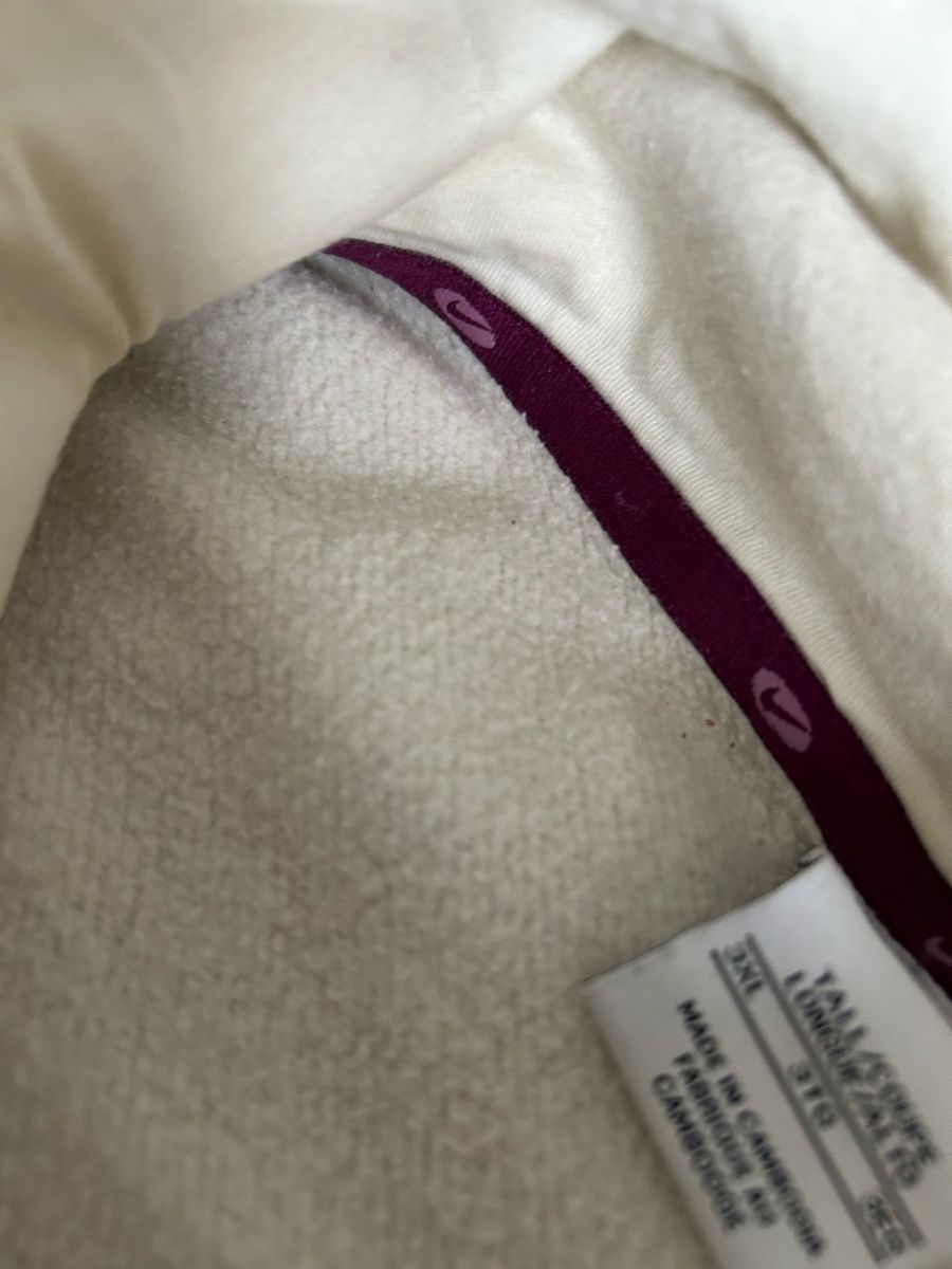 Nike Pulls & Sweat-shirts: Pull Nike – D'occasion à Sonceboz-Sombeval par Anna_Maria09 4