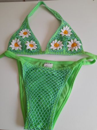 Buzius Brazil . Bikini Häkeldetails . grün .