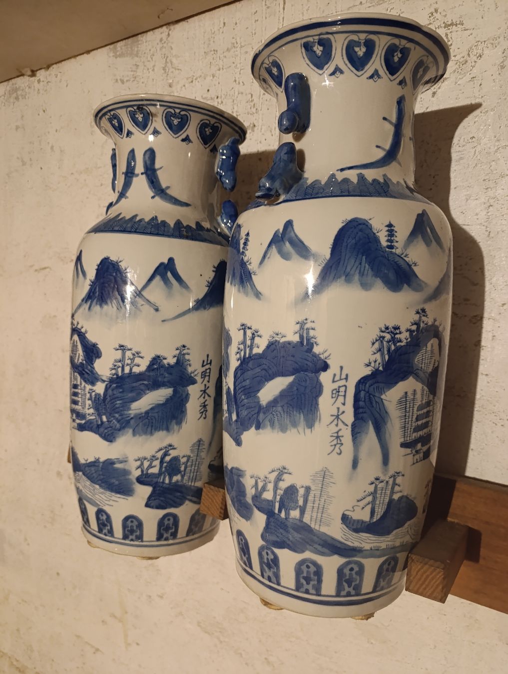 Vasi & Recipienti: Zwei Große Chinesische Vasen. – Usato da Luzern venduto da sse_hph5 1